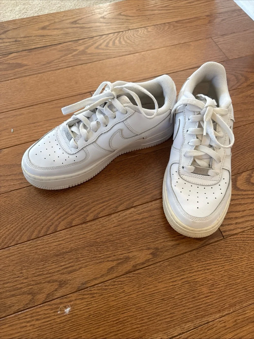 Nike Air Force 1 Low White GS Size 5Y Youth Women's 6.5 Triple White CW2288-111